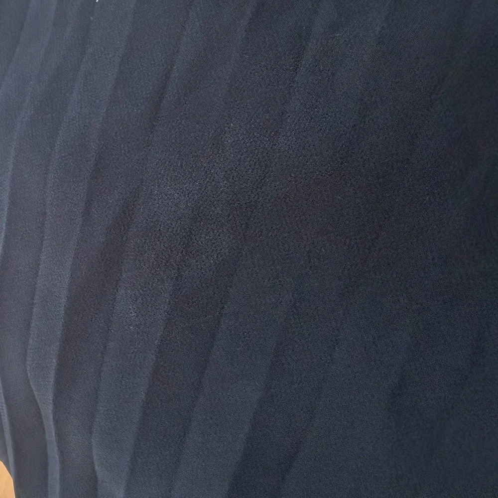 Aritzia Wilfred Twirl Pleated Skirt - Picture 9 of 10